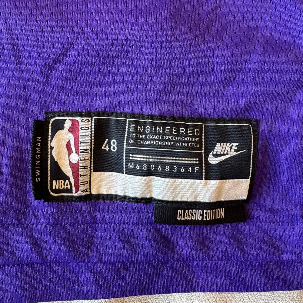 Nike Bucks Purple ANTETUKOUNMPO basketball Jersey w/FREE COMIC CON Bag - Picture 2 of 9